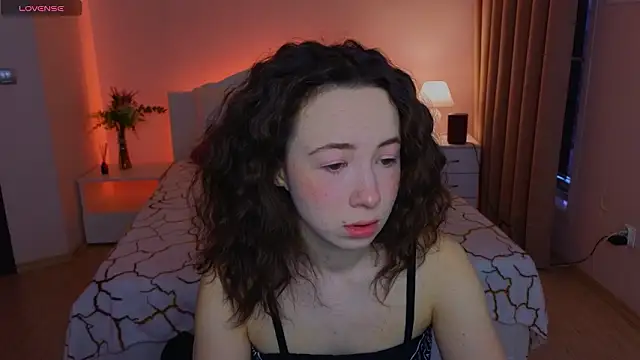 Hayle Hill online show from 03/09/26, 02:04