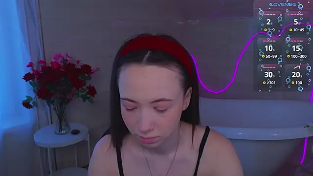 Hayle Hill online show from 04/15/26, 01:56