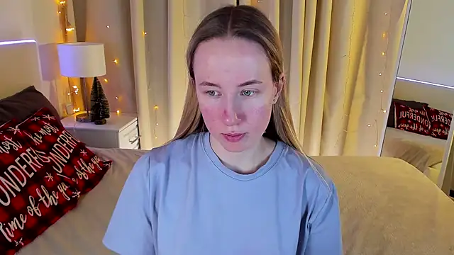 Snapshot of Cassie_Kelman chatting on 01/13/25, 03:23 Cassie Kelman online show from 01/13/25, 03:23