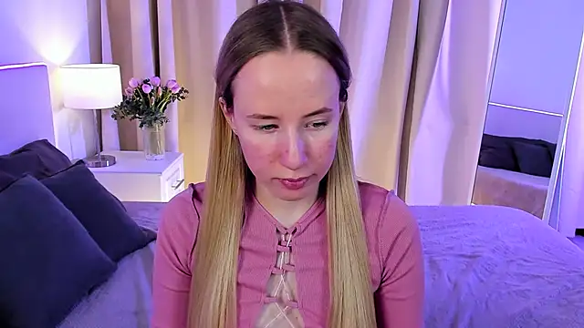 Snapshot of Cassie_Kelman chatting on 01/20/25, 12:04 Cassie Kelman online show from 01/20/25, 12:04