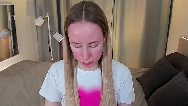 Snapshot of Cassie_Kelman chatting on 01/30/25, 11:55 Cassie Kelman online show from 01/30/25, 11:55