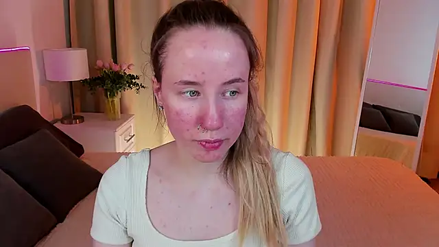 Snapshot of Cassie_Kelman chatting on 02/21/25, 02:50 Cassie Kelman online show from 02/21/25, 02:50