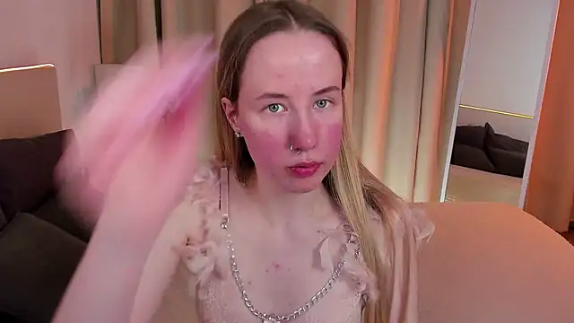 Snapshot of Cassie_Kelman chatting on 03/22/25, 08:59 Cassie Kelman online show from 03/22/25, 08:59