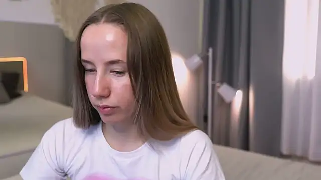 Snapshot of Cassie_Kelman chatting on 09/26/25, 09:08 Cassie Kelman online show from 09/26/25, 09:08