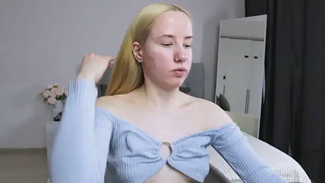 Snapshot of Cassie_Kelman chatting on 11/07/25, 09:26 Cassie Kelman online show from 11/07/25, 09:26