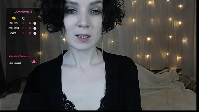 TinaWince online show from 12/28/24, 04:51