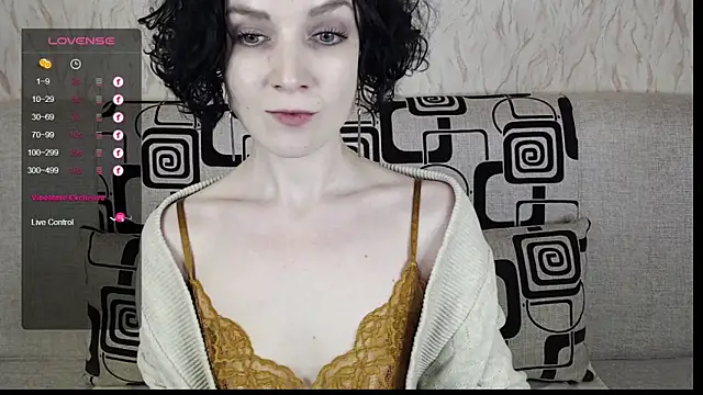 TinaWince online show from 02/12/25, 08:38