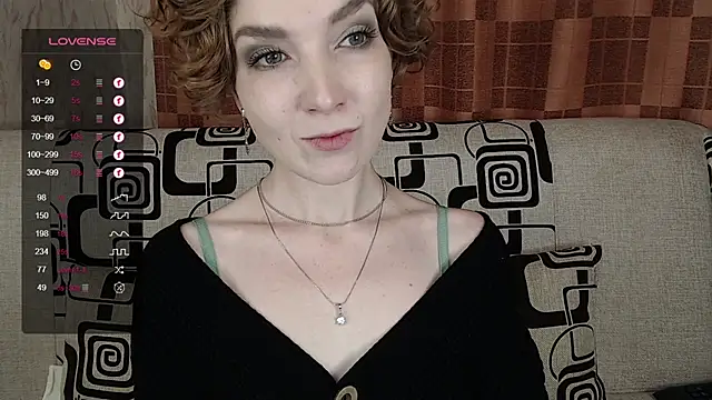 TinaWince online show from 11/14/25, 04:55