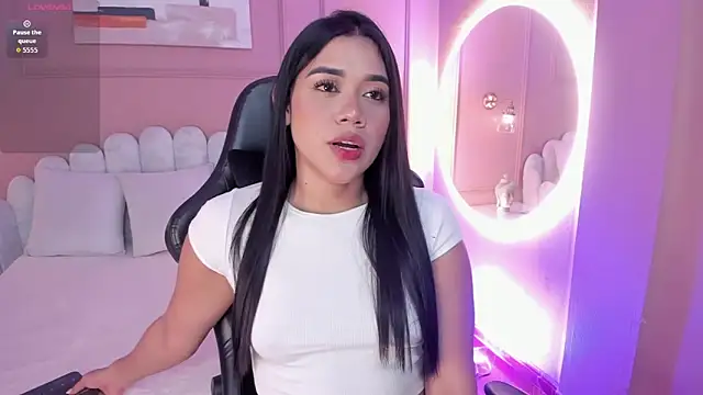 Snapshot of mara_brooks chatting on 09/13/25, 06:40 mara brooks online show from 09/13/25, 06:40