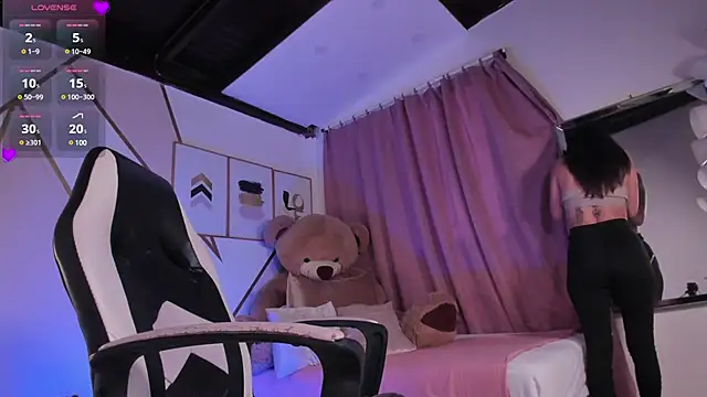 maye wells online show from 02/17/25, 05:43