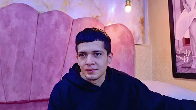 kendalltaylorr online show from 12/16/25, 12:32