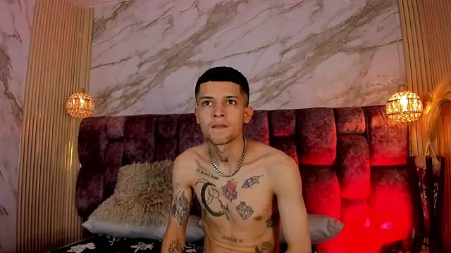 kendalltaylorr online show from 04/12/26, 03:11