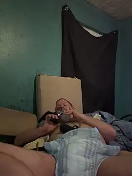 Diaperking916 online show from 09/19/25, 03:19