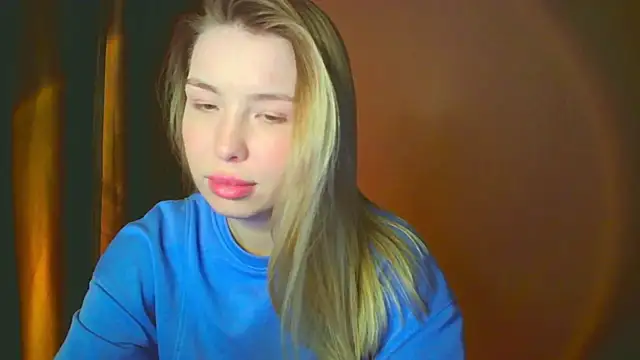 mia raspberrie online show from 12/10/24, 08:49