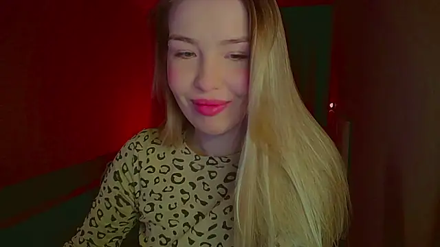 mia raspberrie online show from 03/17/25, 07:15