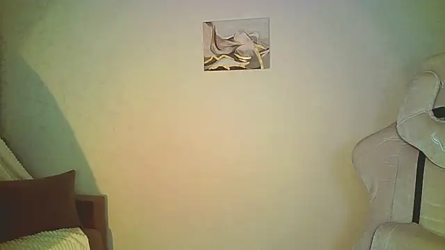 Snapshot of mia_raspberrie chatting on 07/26/26, 11:11 mia raspberrie online show from 07/26/26, 11:11
