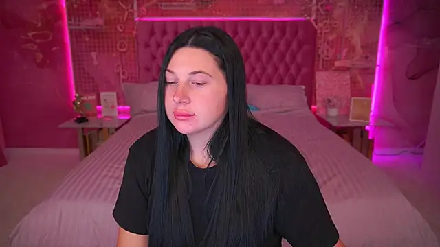 ArianaDarkk online show from 10/17/25, 07:49