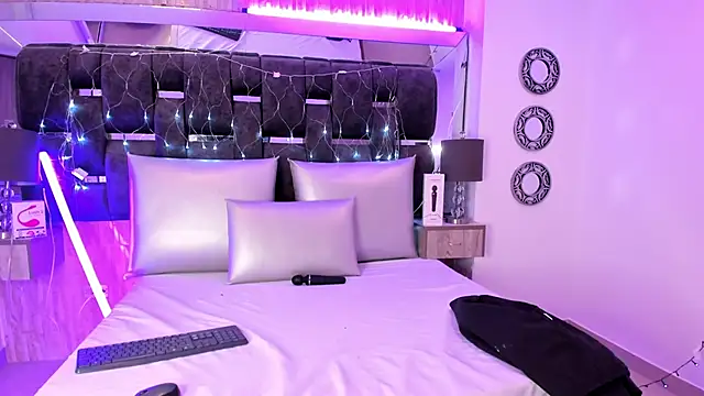 Snapshot of Charlotte_Myers chatting on 01/31/25, 12:07 Charlotte Myers online show from 01/31/25, 12:07