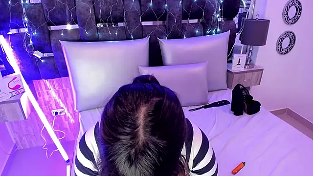 Snapshot of Charlotte_Myers chatting on 02/24/25, 05:53 Charlotte Myers online show from 02/24/25, 05:53