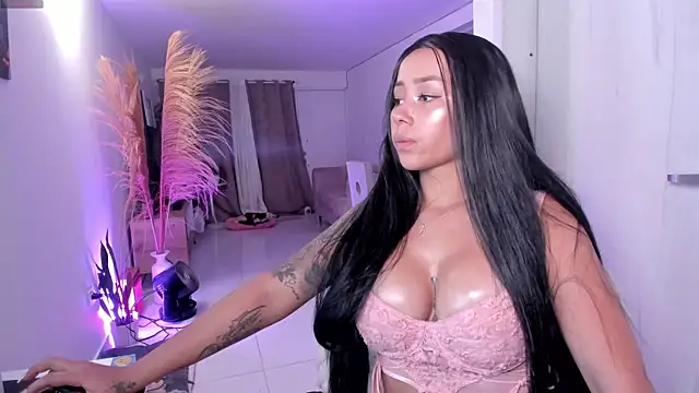 ElissaDominguez online show from 05/26/26, 05:47