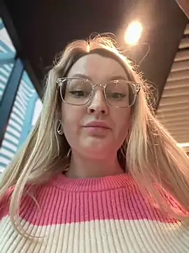 Teya moon  online show from 01/15/25, 11:10