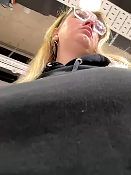 Teya moon  online show from 12/14/25, 11:15