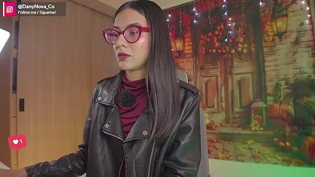 DanyNova Co online show from 10/30/25, 09:04