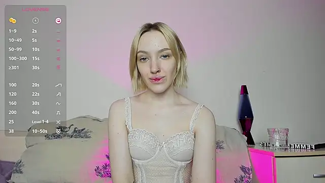 Snapshot of cheryl_mason chatting on 12/15/24, 12:29 cheryl mason online show from 12/15/24, 12:29