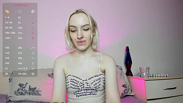 Snapshot of cheryl_mason chatting on 01/12/25, 01:42 cheryl mason online show from 01/12/25, 01:42