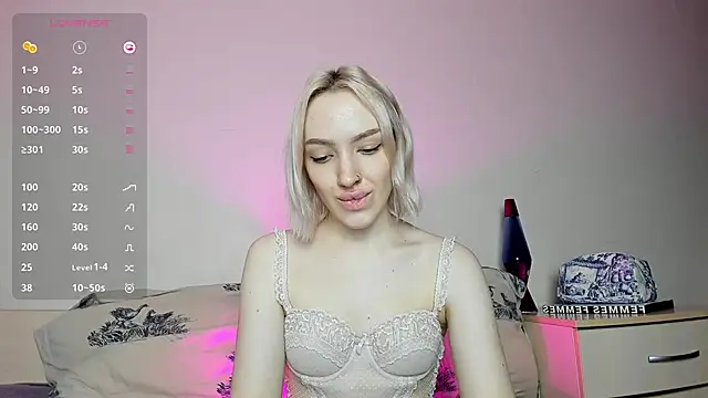 Snapshot of cheryl_mason chatting on 01/27/25, 02:42 cheryl mason online show from 01/27/25, 02:42