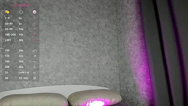 Snapshot of cheryl_mason chatting on 03/10/25, 12:18 cheryl mason online show from 03/10/25, 12:18