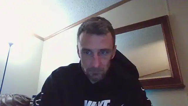 Snapshot of HungStud4You chatting on 02/02/25, 03:10 HungStud4You online show from 02/02/25, 03:10