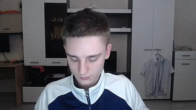 angryzan online show from 12/25/24, 11:11