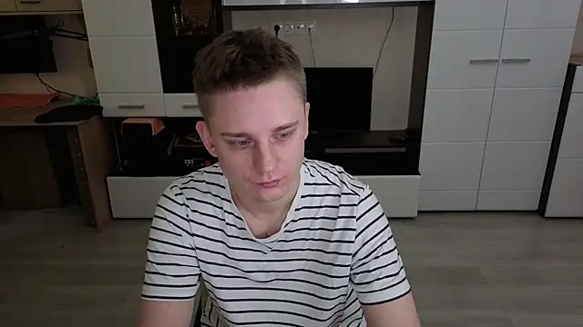 angryzan online show from 11/07/25, 06:57