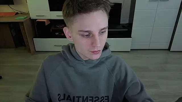 angryzan online show from 02/10/26, 07:45