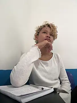 Peggy Funn online show from 01/15/25, 03:18