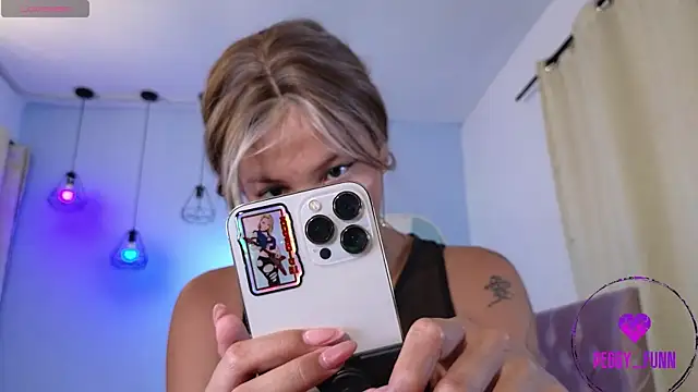 Peggy Funn online show from 01/19/25, 01:10