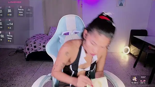 Peggy Funn online show from 09/29/25, 11:42