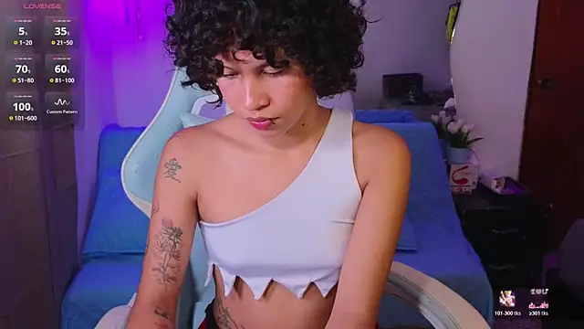 Peggy Funn online show from 12/03/25, 01:13