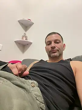 Snapshot of goroasroma90 chatting on 03/16/25, 10:53 goroasroma90 online show from 03/16/25, 10:53