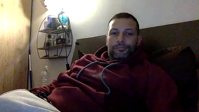 Snapshot of goroasroma90 chatting on 11/07/25, 03:45 goroasroma90 online show from 11/07/25, 03:45