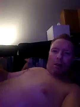 Snapshot of walker1979 chatting on 11/08/25, 03:29 walker1979 online show from 11/08/25, 03:29