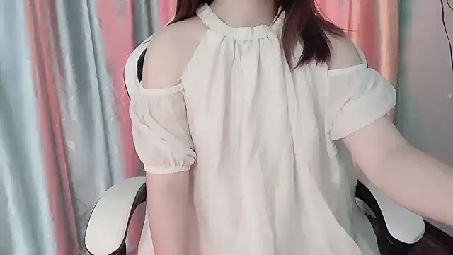 Snapshot of _Ely_ chatting on 03/09/25, 03:01 Ely online show from 03/09/25, 03:01