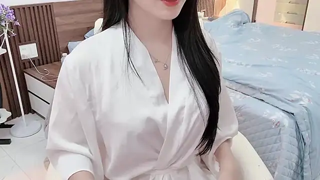 Snapshot of _Ely_ chatting on 11/27/25, 04:09 Ely online show from 11/27/25, 04:09