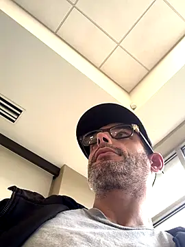 hailzeffn online show from 09/23/25, 01:25