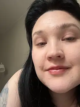 Snapshot of smartandamazing chatting on 03/01/25, 10:45 smartandamazing online show from 03/01/25, 10:45