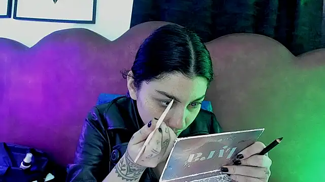 Snapshot of sophy_rock chatting on 05/30/26, 03:20 sophy rock online show from 05/30/26, 03:20