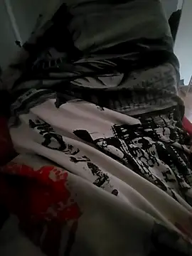 therealbeverlycious online show from 12/21/25, 08:54