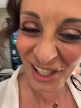 therealbeverlycious online show from 02/27/26, 11:38