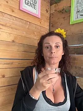 therealbeverlycious online show from 04/09/26, 09:15